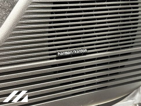 New 2026 Subaru Outback Touring XT image 21