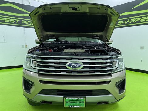 Used 2020 Ford Expedition Max XLT w/ Equipment Group 202A AWD/4WD image 4