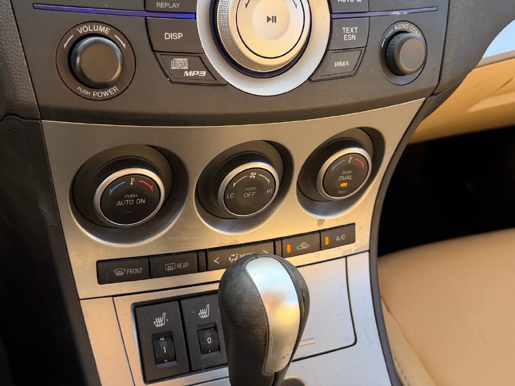 Used 2010 MAZDA MAZDA3 s Grand Touring FWD image 12