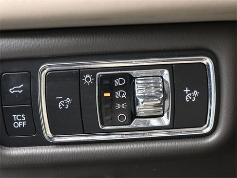 Used 2022 Lincoln Nautilus Reserve w/ Equipment Group 201A image 20