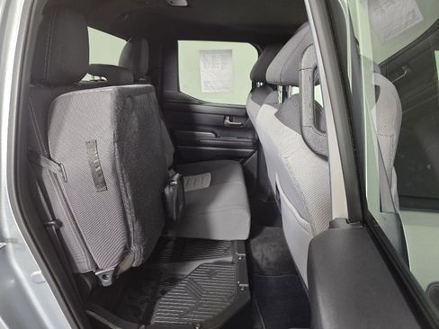 Used 2025 Toyota Tacoma TRD Off-Road image 19