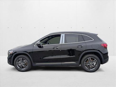New 2025 Mercedes-Benz GLA 250 image 5