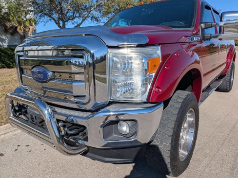 Used 2016 Ford F250 Lariat w/ Lariat Interior Package image 10