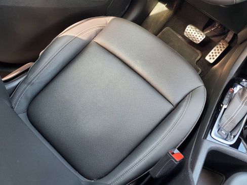 Used 2024 Buick Encore GX Sport Touring AWD/4WD image 14