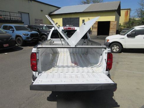 Used 2022 Chevrolet Colorado LT w/ Fleet Safety Package image 5