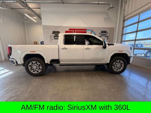 Used 2024 GMC Sierra 2500 Denali Ultimate image 3