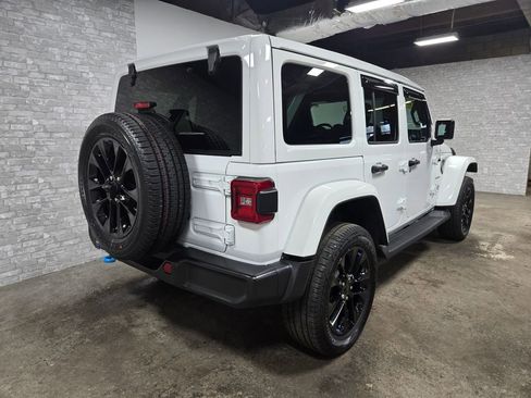 Used 2023 Jeep Wrangler Unlimited Sahara w/ Cold Weather Group image 44