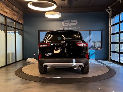 Used 2024 Ford Escape Active AWD/4WD image 4