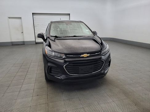 Used 2020 Chevrolet Trax LS w/ Tint and Cruise Package AWD/4WD image 14