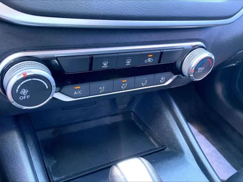Used 2020 Nissan Altima 2.5 S FWD image 31