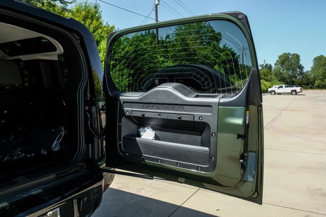 New 2026 Land Rover Defender 110 S AWD/4WD image 69