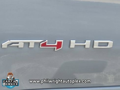 Used 2025 GMC Sierra 2500 AT4 w/ AT4 Premium Plus Package AWD/4WD image 17