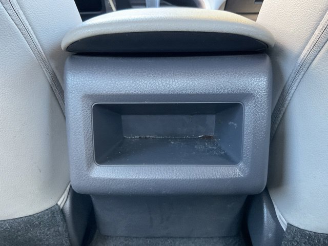 Used 2019 Toyota Camry SE FWD image 17