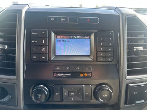 Used 2020 Ford F550 2WD Regular Cab Super Duty image 19