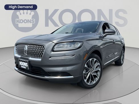 Used 2023 Lincoln Nautilus Reserve AWD/4WD image 1