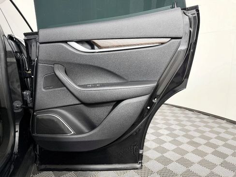 Used 2018 Maserati Levante AWD/4WD image 47