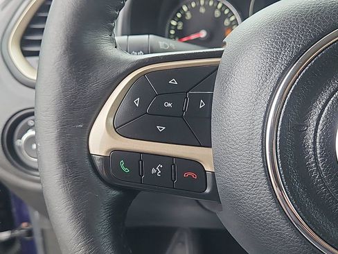 Used 2016 Jeep Renegade Latitude w/ Cold Weather Group AWD/4WD image 23