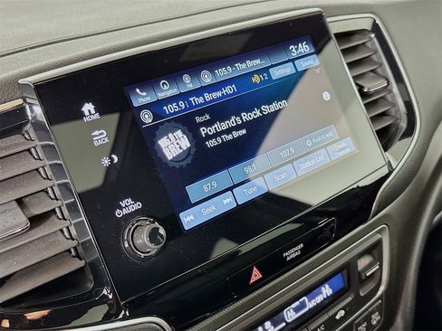 Used 2022 Honda Passport TrailSport image 15