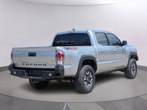 Used 2023 Toyota Tacoma TRD Off-Road AWD/4WD image 7