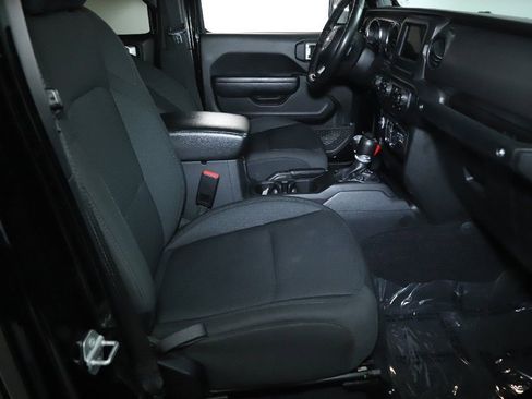 Used 2022 Jeep Gladiator Sport AWD/4WD image 33
