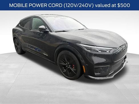 Certified 2025 Ford Mustang Mach-E GT AWD/4WD image 7