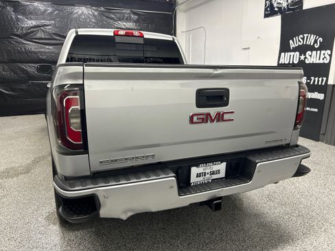 Used 2018 GMC Sierra 1500 Denali w/ Denali Ultimate Package AWD/4WD image 5