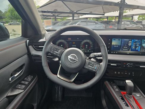 New 2026 Nissan Kicks SR FWD image 13