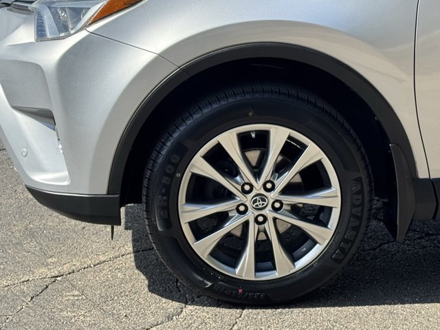 Used 2016 Toyota RAV4 Limited AWD/4WD image 27