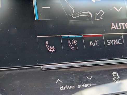 Used 2021 Audi RS 6 AWD/4WD image 20