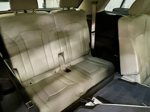 Used 2017 Audi Q7 3.0T Premium Plus image 25