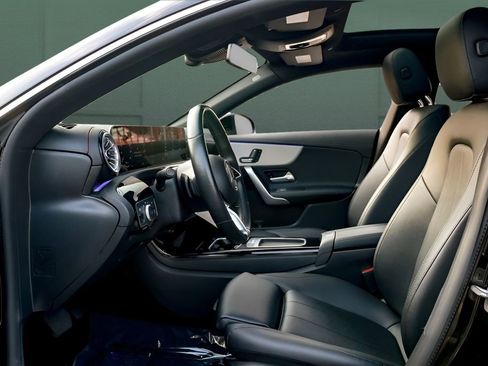 Used 2025 Mercedes-Benz CLA 250 4MATIC image 15