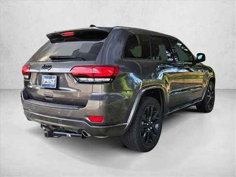 Used 2020 Jeep Grand Cherokee Altitude RWD image 5