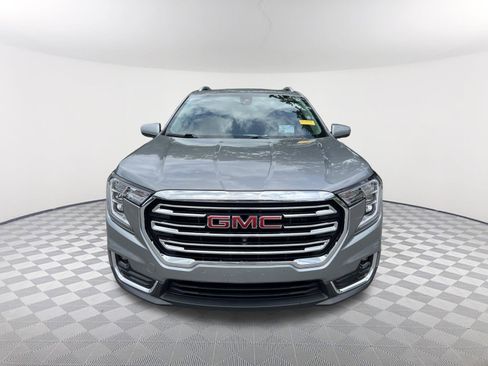 Used 2023 GMC Terrain SLT w/ Tech Package AWD/4WD image 2