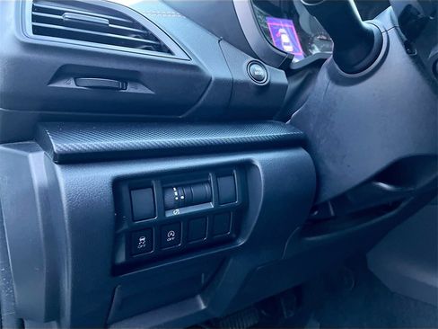 Used 2023 Subaru Crosstrek 2.0i Premium image 10