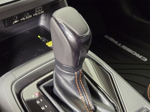 New 2025 Subaru Crosstrek 2.5i Limited w/ Crosstrek Mirror Package image 17