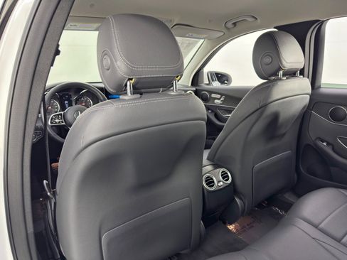 Used 2021 Mercedes-Benz GLC 300 w/ Premium Package image 35