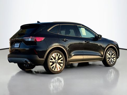 Used 2020 Ford Escape SE Sport image 2