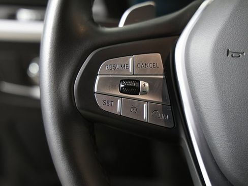 Used 2024 BMW X4 xDrive30i image 14