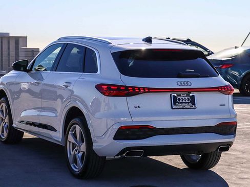 New 2025 Audi Q5 Premium Plus image 6