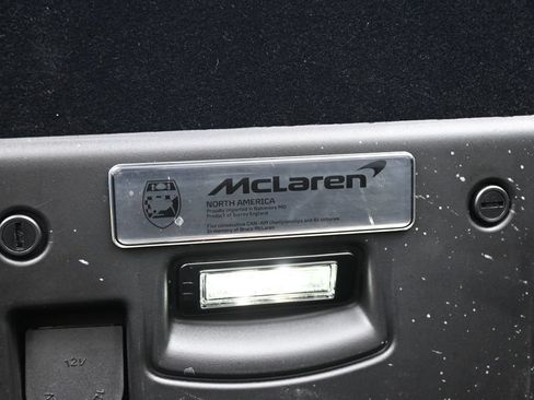 Used 2024 McLaren 750S Spider RWD image 26
