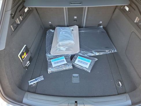 New 2026 Maserati Grecale Modena image 9