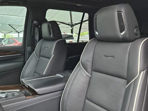 Certified 2024 Cadillac Escalade Premium Luxury RWD image 10