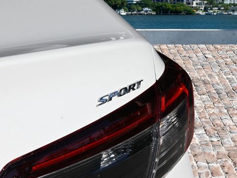 New 2025 Honda Civic Sport image 9