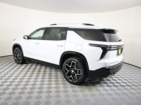 New 2026 Chevrolet Traverse High Country w/ LPO, Floor Liner Package image 4