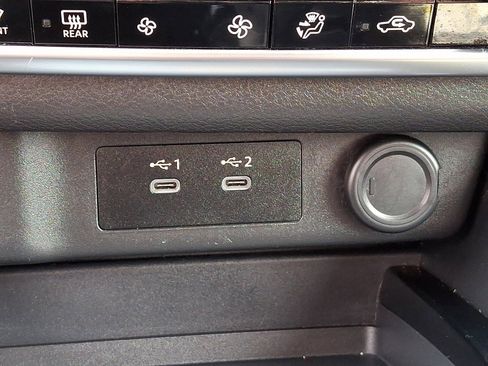 Used 2024 Nissan Rogue SV AWD/4WD image 23
