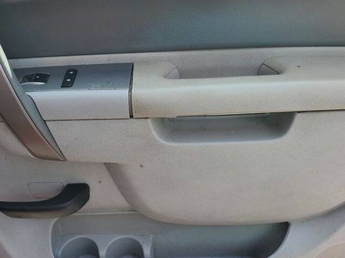 Used 2013 Chevrolet Silverado 3500 W/T image 31