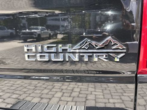 Used 2024 Chevrolet Silverado 1500 High Country RWD image 39