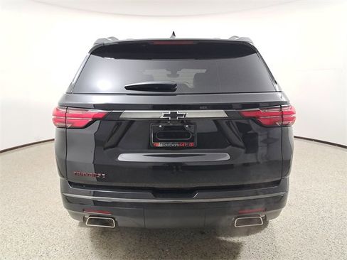 Used 2022 Chevrolet Traverse Premier w/ Redline Edition image 6