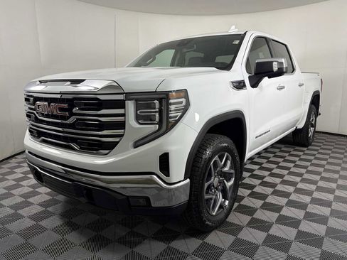 New 2026 GMC Sierra 1500 SLT w/ X31 Off-Road Package AWD/4WD image 3