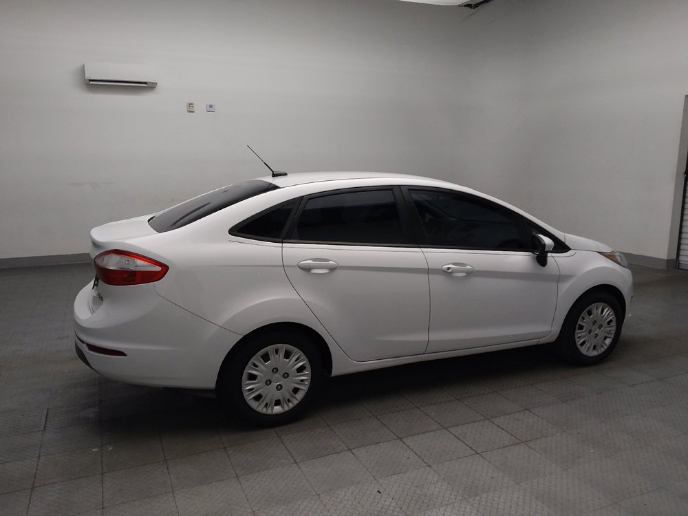 Used 2015 Ford Fiesta S FWD image 10